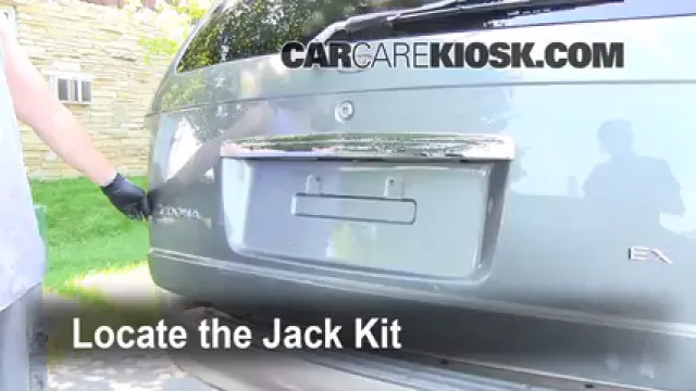 2003 Kia Sedona EX 3.5L V6 Jack Up Car Use Your Jack to Raise Your Car